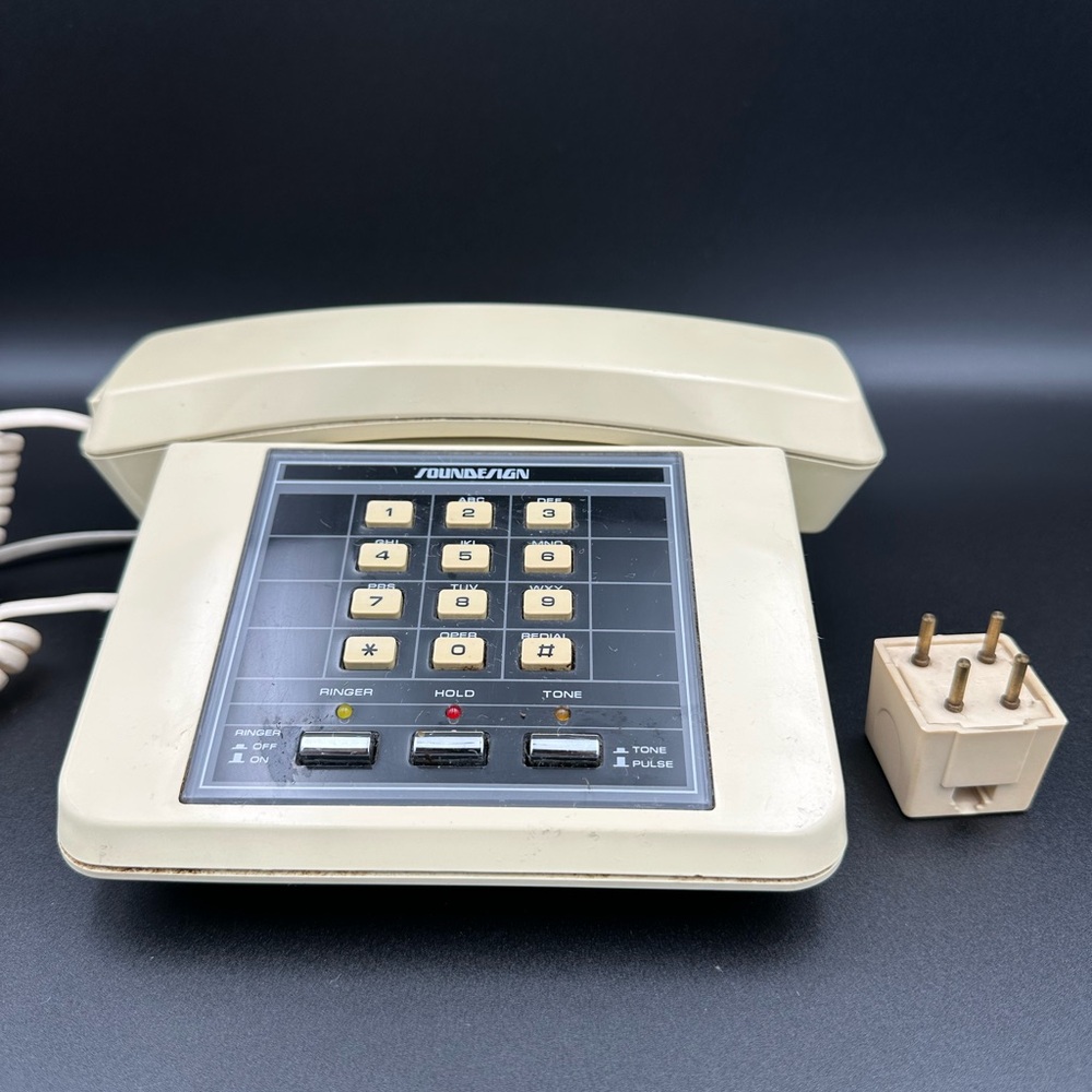 Vintage 1970's Retro Soundesign 7255AR Push Button Desk Phone Telephone - WORKS